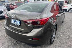 2013 Mazda 3 Neo