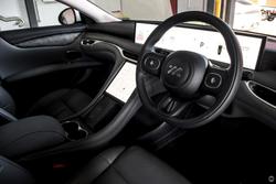 2025 MG IM5 Platinum