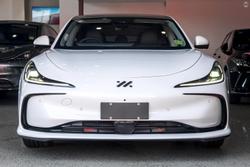 2025 MG IM5 Platinum