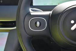 2025 MG IM6 Platinum