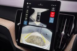 2025 Volvo XC60 Ultra T8 Plug-In Hybrid Dark