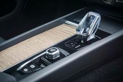 2025 Volvo XC60 Ultra T8 Plug-In Hybrid Dark