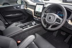 2025 Volvo XC60 Ultra T8 Plug-In Hybrid Dark