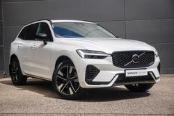 2025 Volvo XC60 Plus T8 Plug-In Hybrid Dark