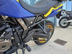 2023 Suzuki V-STROM 800DE Yellow