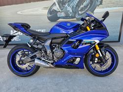 Yamaha YZF-R7LA