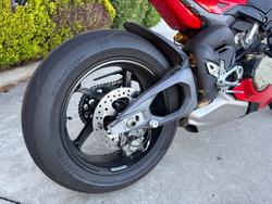 2025 DUCATI PANIGALE V4 S Red