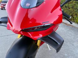 2025 DUCATI PANIGALE V4 S Red