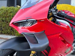 2025 DUCATI PANIGALE V4 S Red