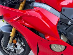 2025 DUCATI PANIGALE V4 S Red
