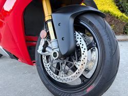 2025 DUCATI PANIGALE V4 S Red