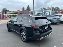 2023 Subaru Outback AWD Touring
