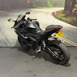 2023 Yamaha YZF-R3 Black