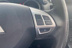 2013 Mitsubishi Lancer LX