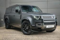 2024 Land Rover Defender 130 P400 Outbound