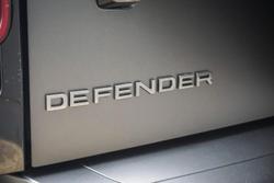 2024 Land Rover Defender 130 P400 Outbound