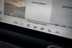 2024 Land Rover Defender 130 P400 Outbound