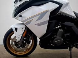 2022 CFMOTO 650 GT ABS NEBULA WHITE