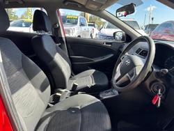 2016 Hyundai Accent Active