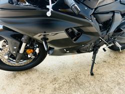 2025 Yamaha YZF-R7LA Black