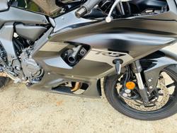 2025 Yamaha YZF-R7LA Black