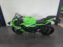 2026 Kawasaki NINJA ZX-6R (636) KRT EDITION Green