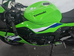 2026 Kawasaki NINJA ZX-6R (636) KRT EDITION Green