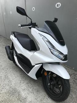 2025 Honda PCX 125