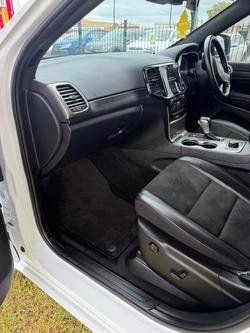 2021 Jeep Grand Cherokee Night Eagle