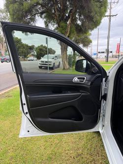 2021 Jeep Grand Cherokee Night Eagle