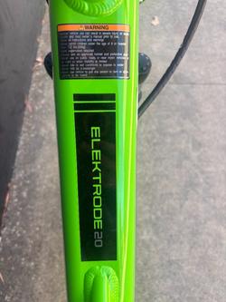 2025 Kawasaki Kawasaki 2025 ELEKTRODE 20 KSK050ASFNN GREEN