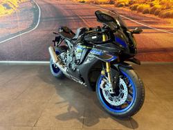 2025 Yamaha YZF-R1M R1 Silver