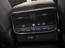 2022 Toyota LANDCRUISER LC300 3.3L V6 DSL VX 7 Seats