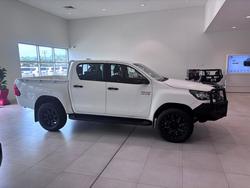 2022 Toyota Hilux 4x4 2.8L DSL D/C/C 6AT SR