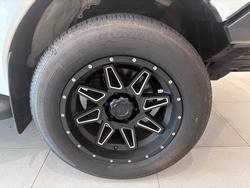 2022 Toyota Hilux 4x4 2.8L DSL D/C/C 6AT SR