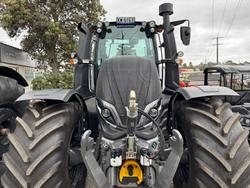 0 Valtra T175ev Tier3 Unl Titan Grey Design Black Rim - Demo Unit