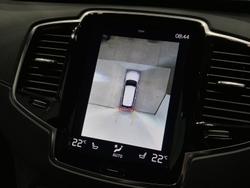 2021 Volvo XC90 B6 R-Design