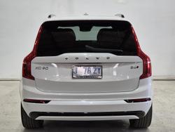 2021 Volvo XC90 B6 R-Design