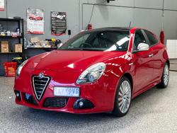2013 Alfa Romeo Giulietta Distinctive JTD-M Series 0 MY13 Alfa Red