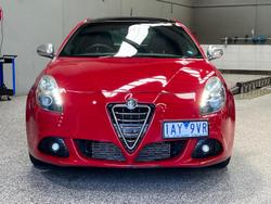 2013 Alfa Romeo Giulietta Distinctive JTD-M Series 0 MY13 Alfa Red