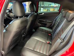 2013 Alfa Romeo Giulietta Distinctive JTD-M Series 0 MY13 Alfa Red