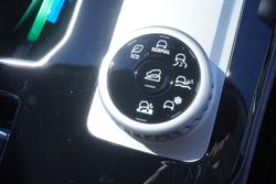 2026 Mitsubishi Outlander LS