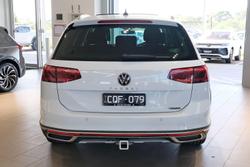 2023 Volkswagen Passat Alltrack 162TSI Premium