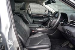 2021 Toyota Kluger Grande