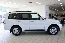 2015 Mitsubishi Pajero GLX