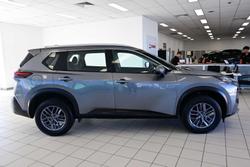 2024 Nissan X-TRAIL ST