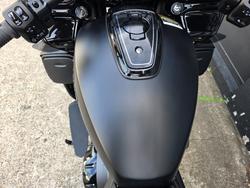 2025 Indian PURSUIT DARK HORSE BLACK