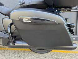 2025 Indian PURSUIT DARK HORSE BLACK