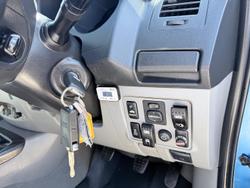 2011 Toyota Hilux SR5 KUN26R MY10 4X4 Tidal Blue