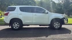 2021 Isuzu MU-X LS-M